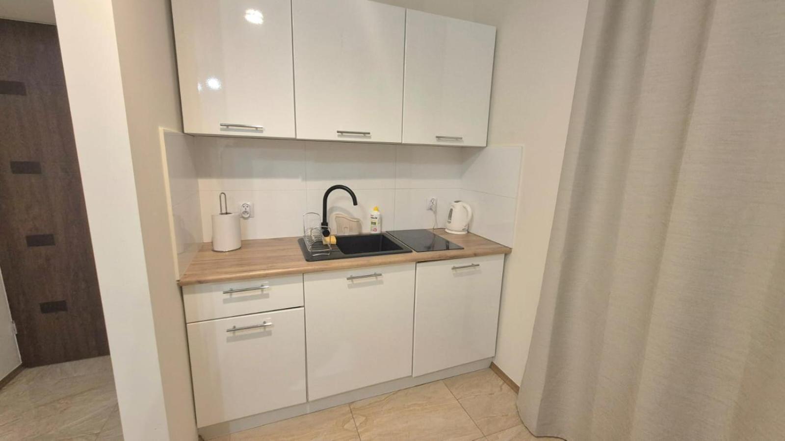 Topolowa Apartament Z Klimatem- Topolowa/Rynek/Pkp 크라쿠프 외부 사진