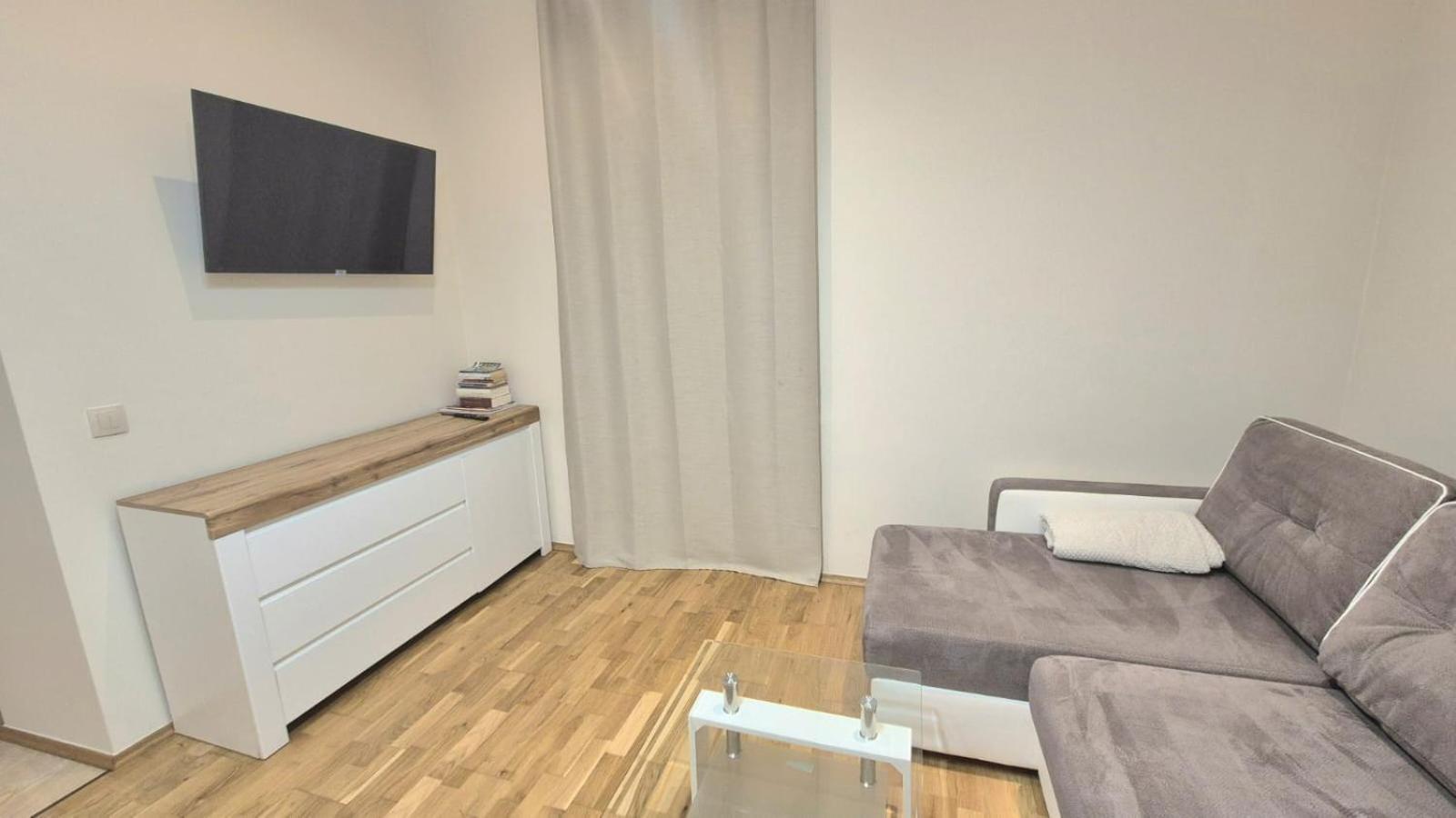 Topolowa Apartament Z Klimatem- Topolowa/Rynek/Pkp 크라쿠프 외부 사진